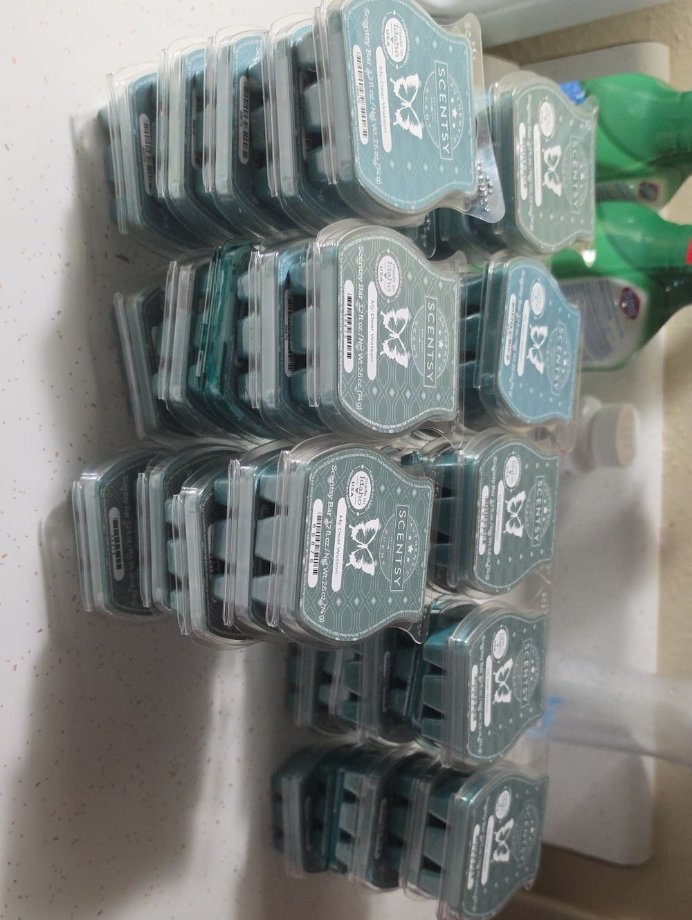 Scentsy Teal Wax Clamshell Melts - Assorted Scent Bars